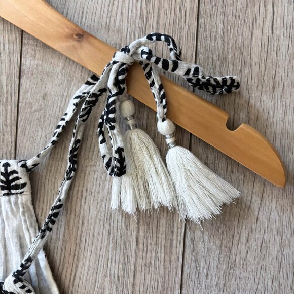 Old Navy Halter Dress with Leaf Pattern and Shoulder Ties with Tassels Size M - Picture 10 of 13